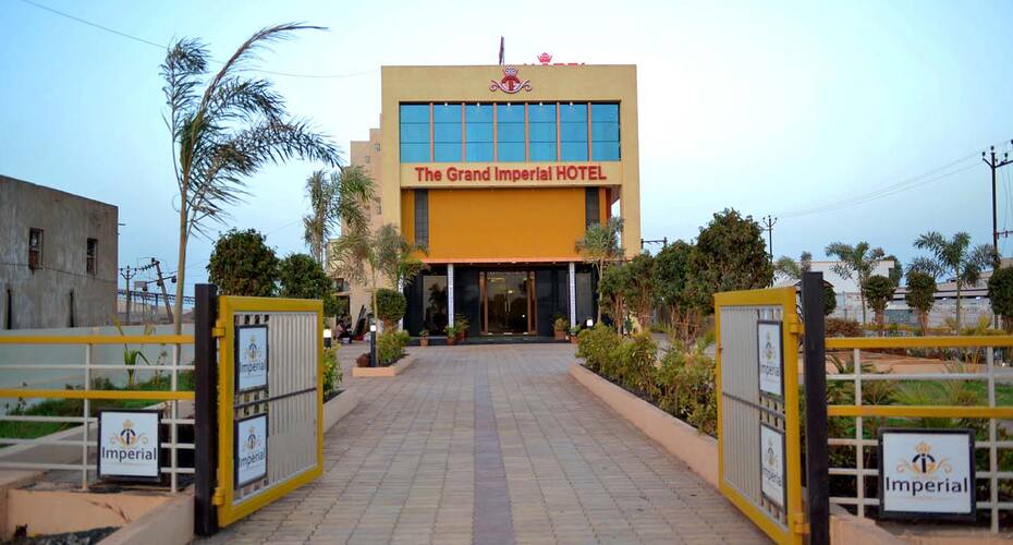 The Grand Imperial, Morbi 1
